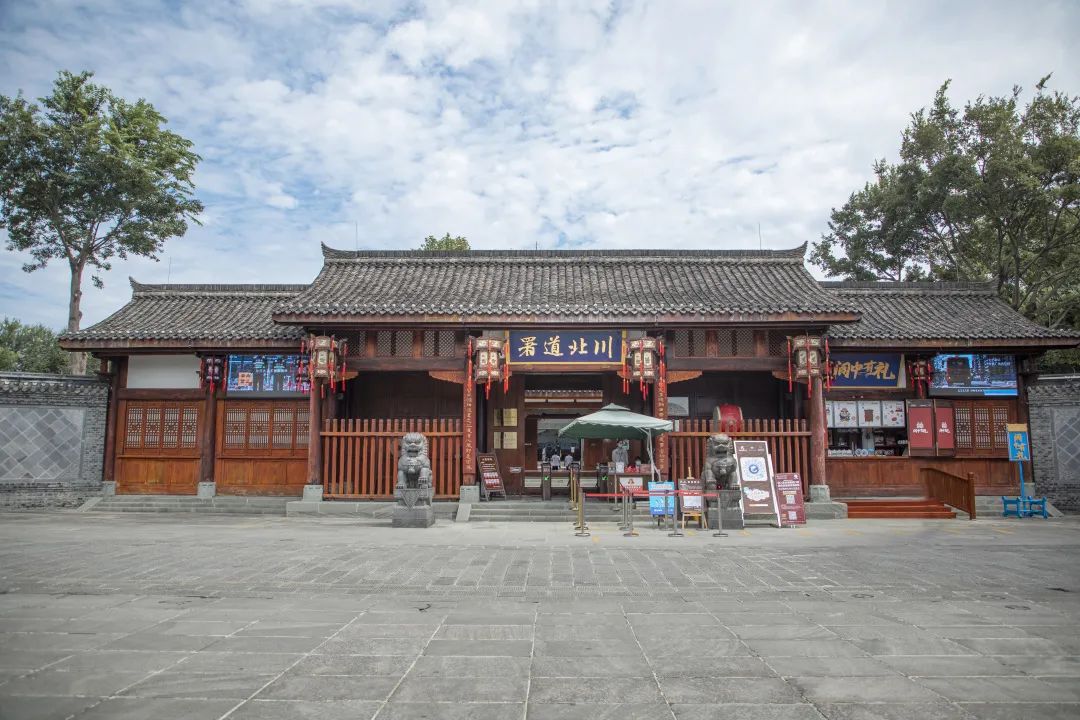 閬中古城——中國(guó)民間建筑的一大奇觀~(圖3)